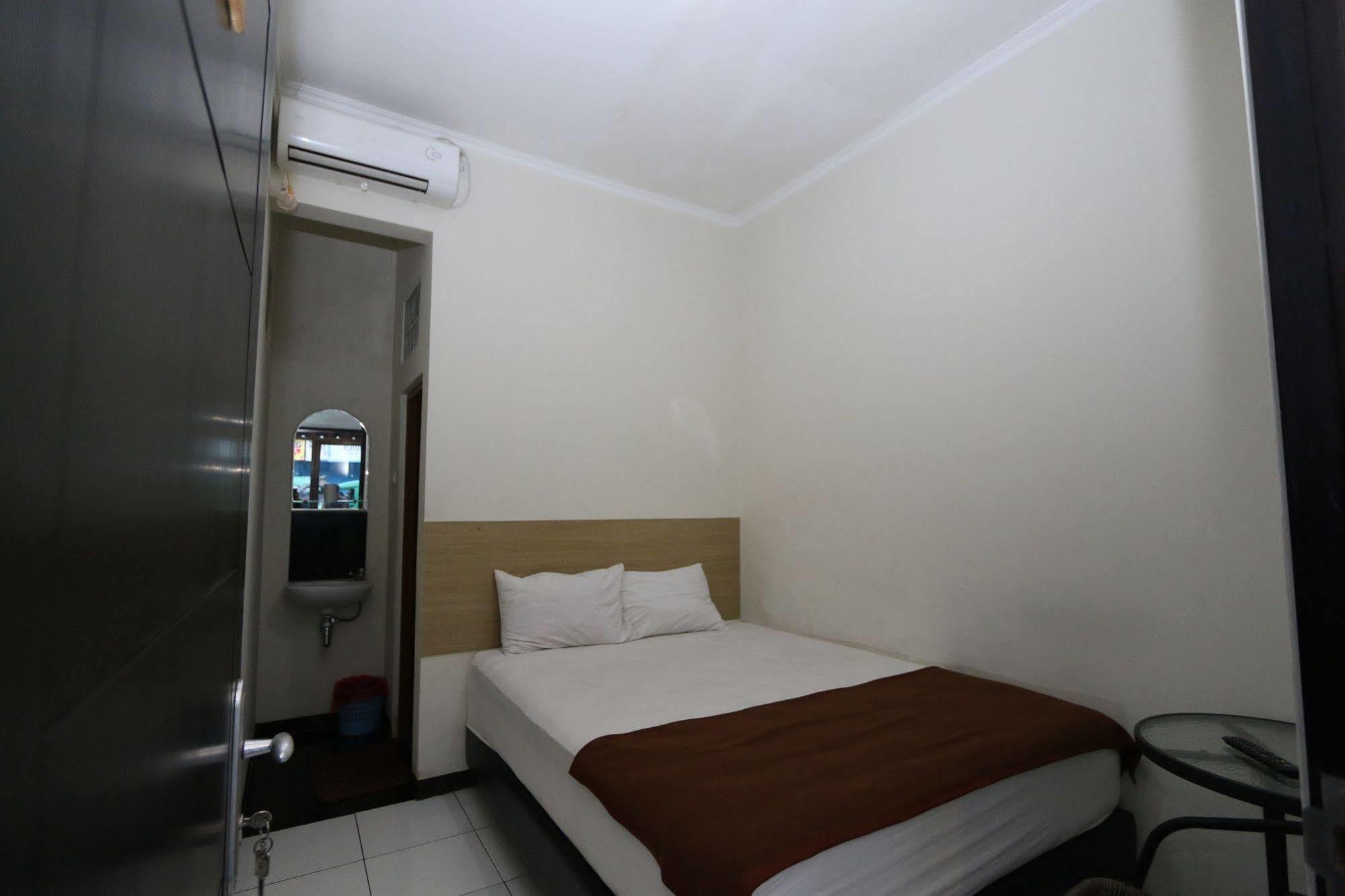 Bantal Guling Alun Alun Bandung Exterior foto